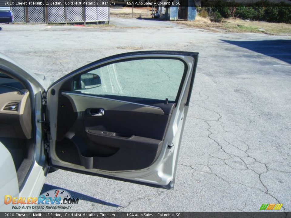 2010 Chevrolet Malibu LS Sedan Gold Mist Metallic / Titanium Photo #17