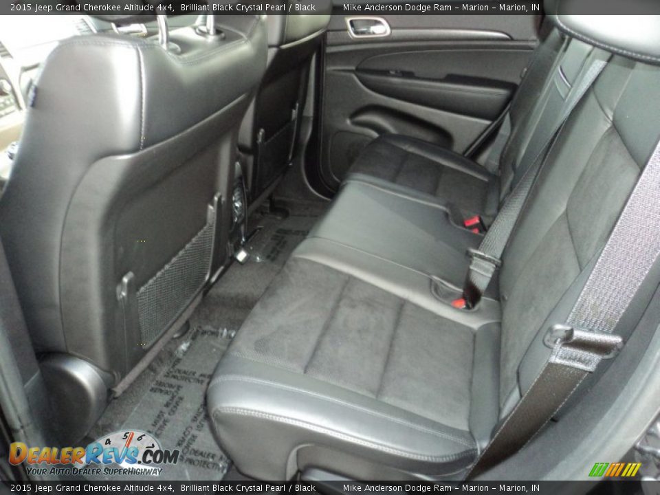 2015 Jeep Grand Cherokee Altitude 4x4 Brilliant Black Crystal Pearl / Black Photo #8