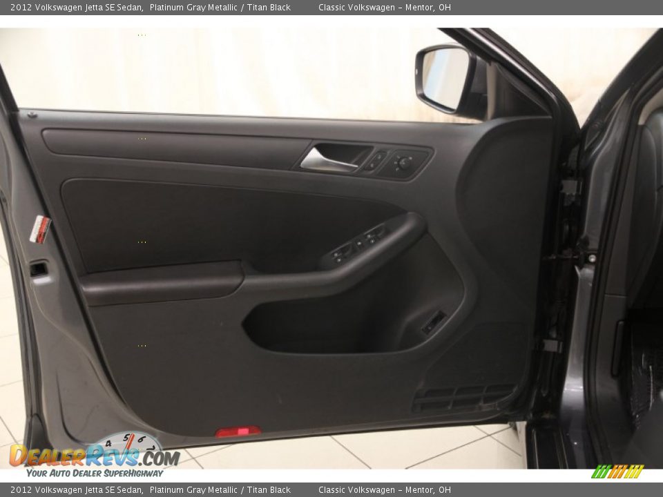 2012 Volkswagen Jetta SE Sedan Platinum Gray Metallic / Titan Black Photo #4