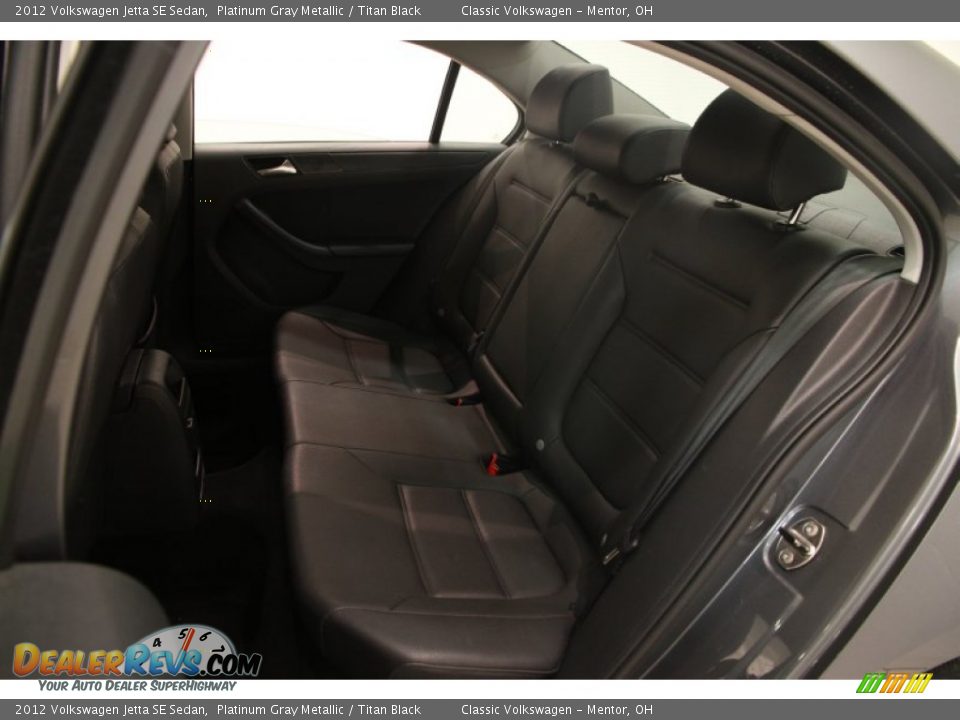2012 Volkswagen Jetta SE Sedan Platinum Gray Metallic / Titan Black Photo #12