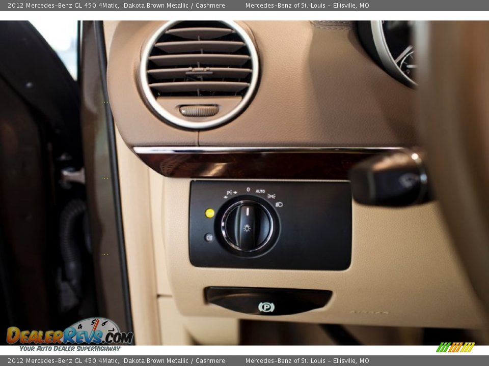 2012 Mercedes-Benz GL 450 4Matic Dakota Brown Metallic / Cashmere Photo #24