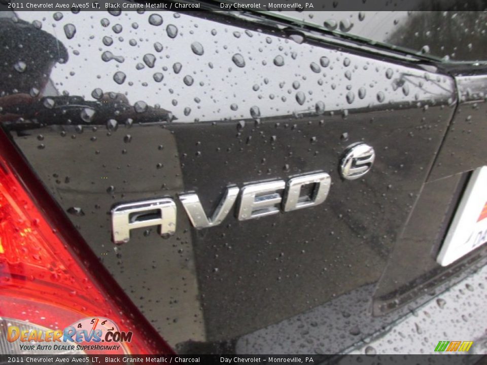 2011 Chevrolet Aveo Aveo5 LT Black Granite Metallic / Charcoal Photo #8