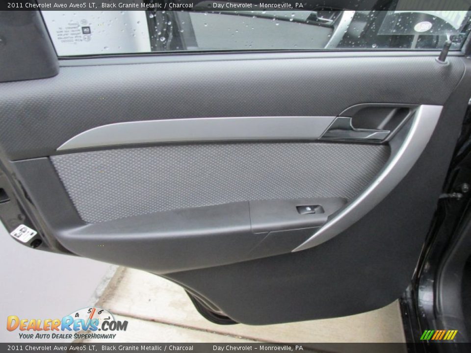 2011 Chevrolet Aveo Aveo5 LT Black Granite Metallic / Charcoal Photo #22