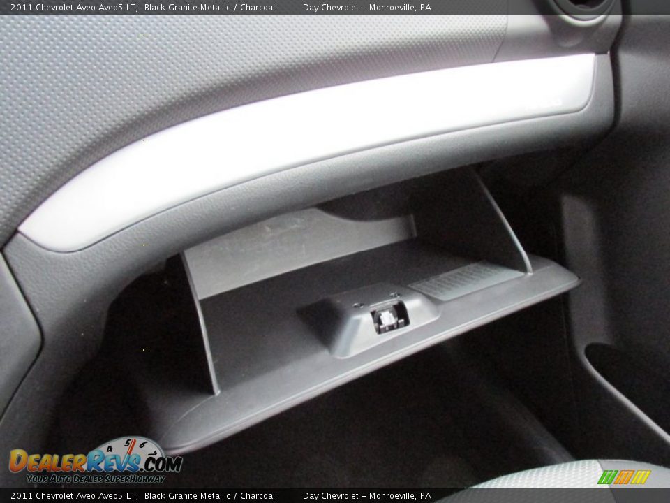 2011 Chevrolet Aveo Aveo5 LT Black Granite Metallic / Charcoal Photo #27