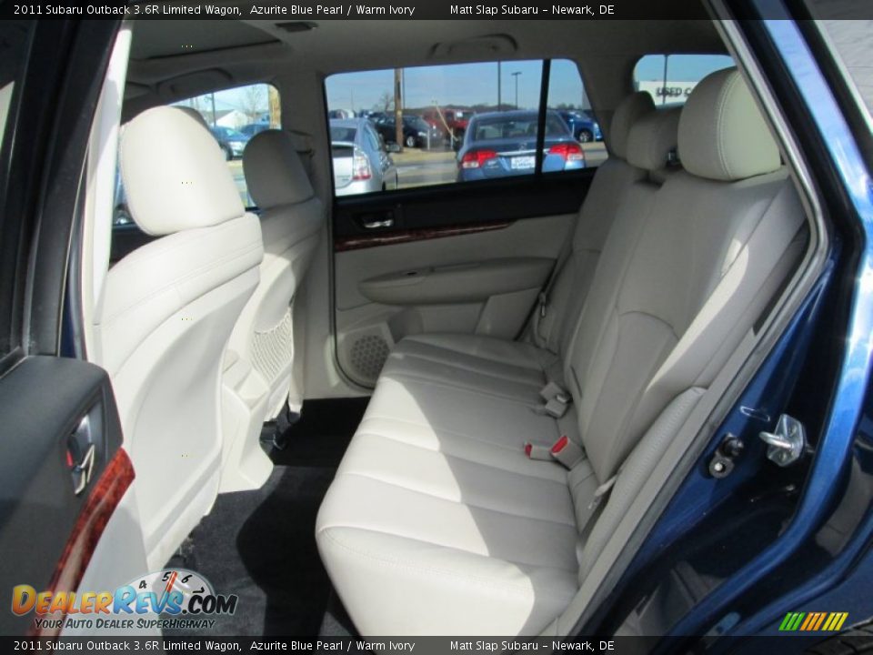 2011 Subaru Outback 3.6R Limited Wagon Azurite Blue Pearl / Warm Ivory Photo #21