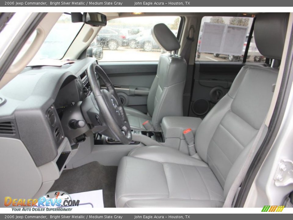 2006 Jeep Commander Bright Silver Metallic / Medium Slate Gray Photo #10