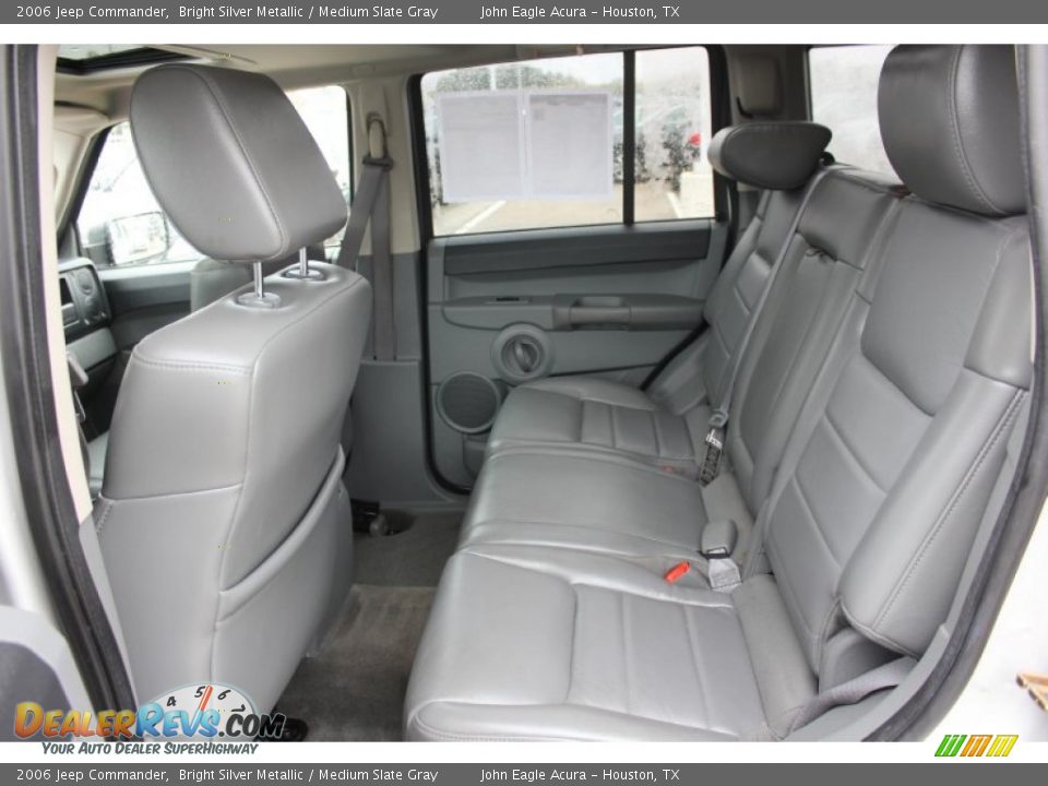 2006 Jeep Commander Bright Silver Metallic / Medium Slate Gray Photo #13