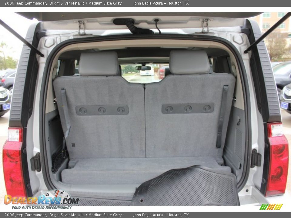 2006 Jeep Commander Bright Silver Metallic / Medium Slate Gray Photo #16