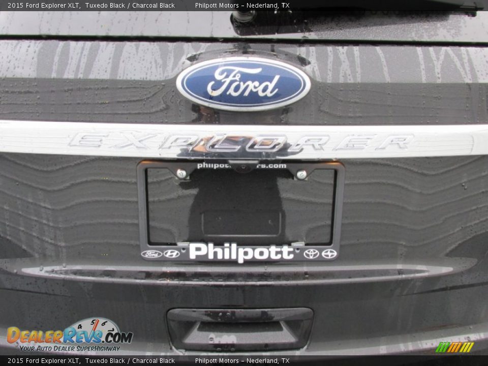 2015 Ford Explorer XLT Tuxedo Black / Charcoal Black Photo #14