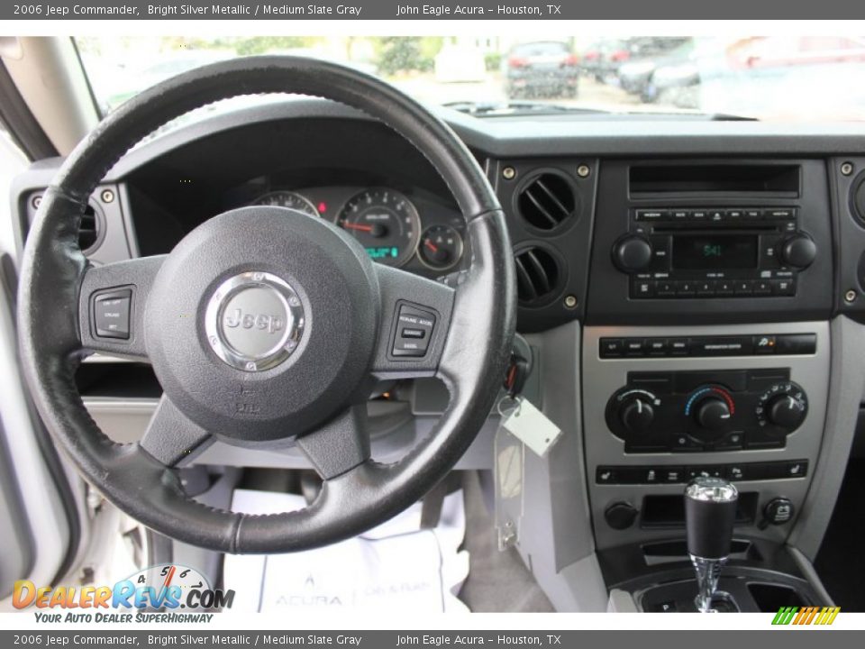 2006 Jeep Commander Bright Silver Metallic / Medium Slate Gray Photo #26