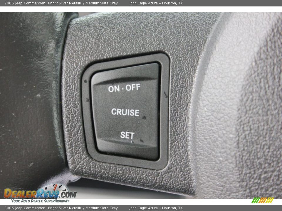 2006 Jeep Commander Bright Silver Metallic / Medium Slate Gray Photo #35