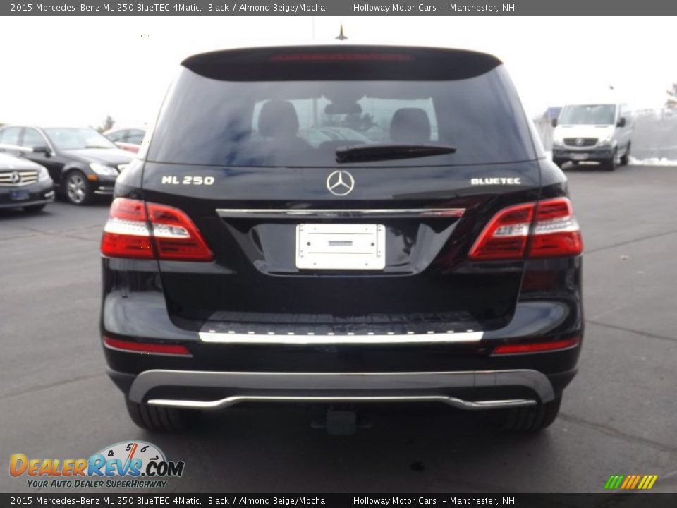 2015 Mercedes-Benz ML 250 BlueTEC 4Matic Black / Almond Beige/Mocha Photo #4