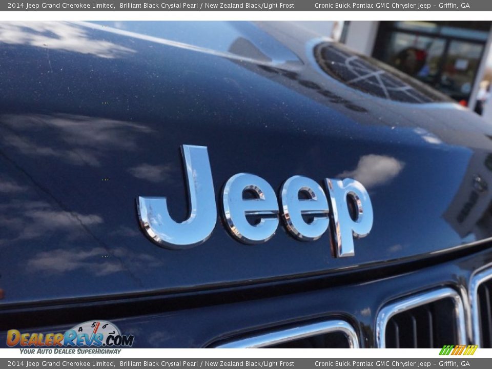 2014 Jeep Grand Cherokee Limited Brilliant Black Crystal Pearl / New Zealand Black/Light Frost Photo #15