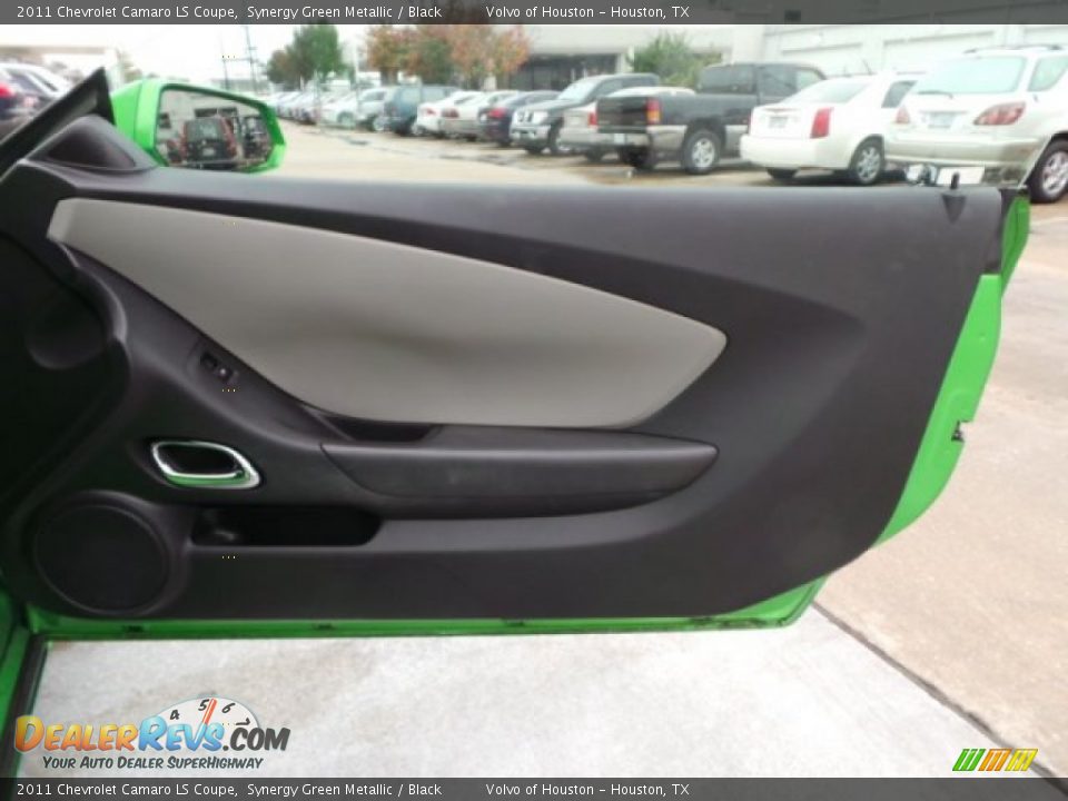 2011 Chevrolet Camaro LS Coupe Synergy Green Metallic / Black Photo #22