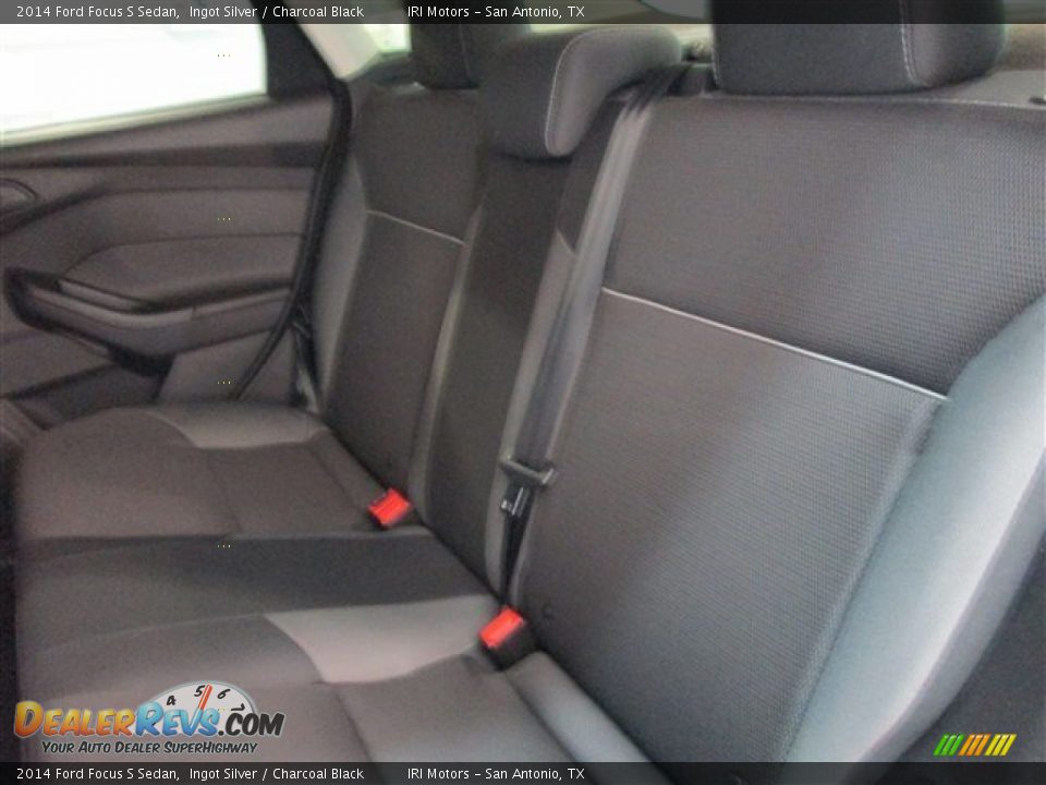 2014 Ford Focus S Sedan Ingot Silver / Charcoal Black Photo #10