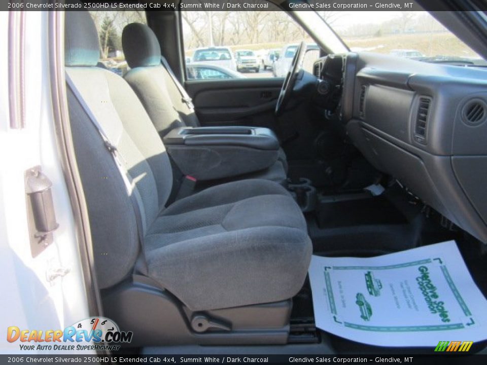 2006 Chevrolet Silverado 2500HD LS Extended Cab 4x4 Summit White / Dark Charcoal Photo #7
