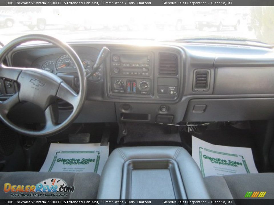 2006 Chevrolet Silverado 2500HD LS Extended Cab 4x4 Summit White / Dark Charcoal Photo #8