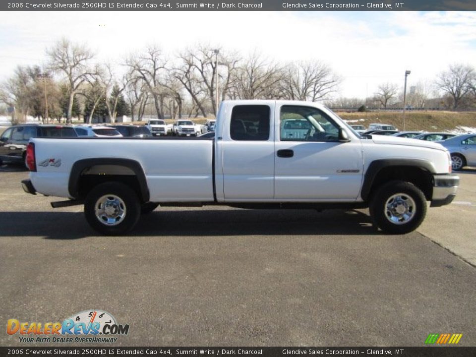 2006 Chevrolet Silverado 2500HD LS Extended Cab 4x4 Summit White / Dark Charcoal Photo #21