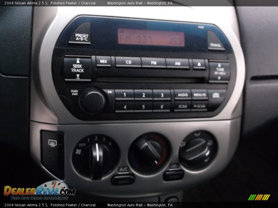 2004 Nissan Altima 2.5 S Polished Pewter / Charcoal Photo #15