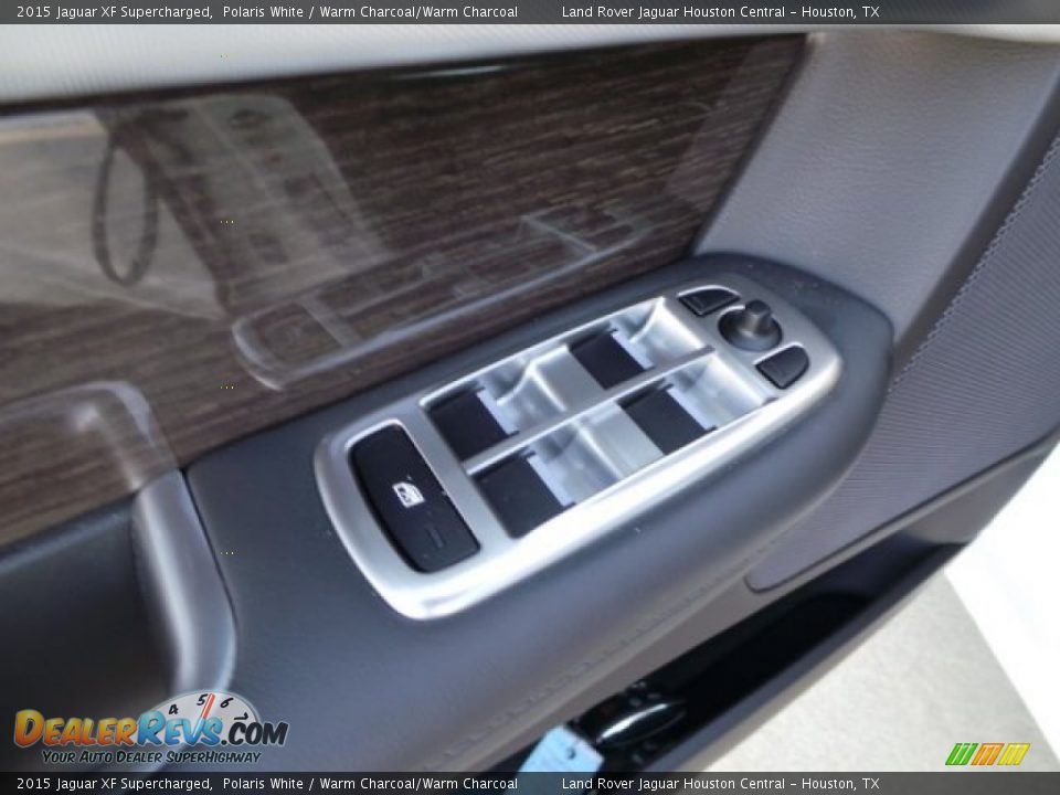 Controls of 2015 Jaguar XF Supercharged Photo #11