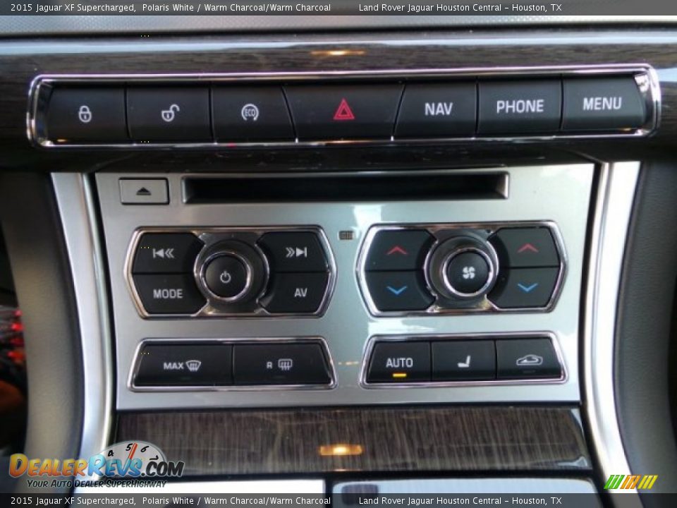 Controls of 2015 Jaguar XF Supercharged Photo #20
