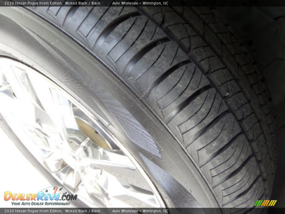 2010 Nissan Rogue Krom Edition Wicked Black / Black Photo #8