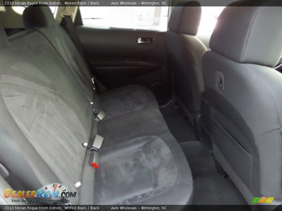 2010 Nissan Rogue Krom Edition Wicked Black / Black Photo #14