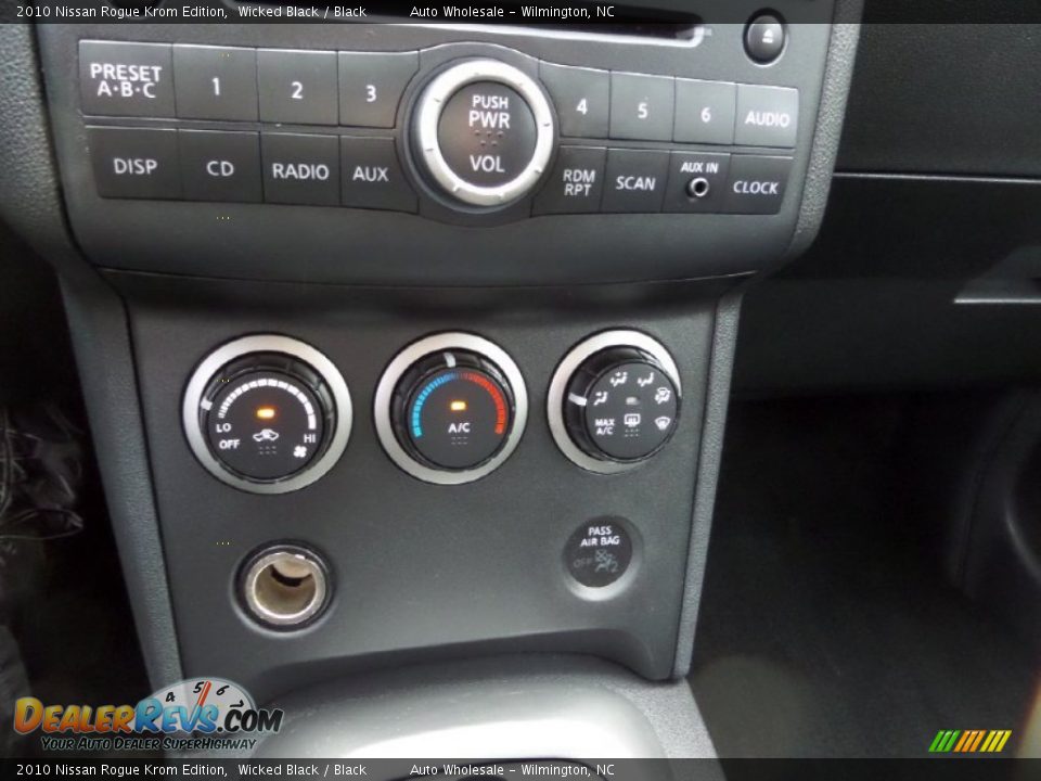 2010 Nissan Rogue Krom Edition Wicked Black / Black Photo #18