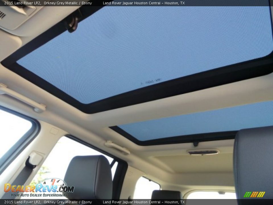 Sunroof of 2015 Land Rover LR2  Photo #17