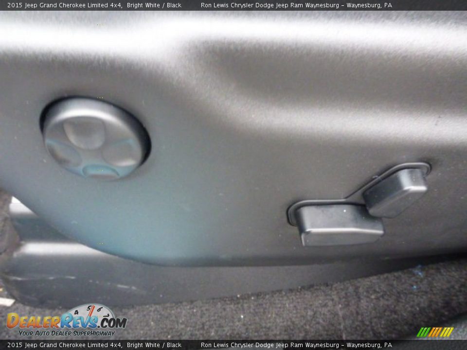 2015 Jeep Grand Cherokee Limited 4x4 Bright White / Black Photo #14