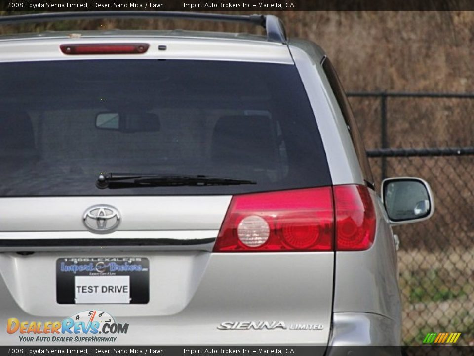 2008 Toyota Sienna Limited Desert Sand Mica / Fawn Photo #24