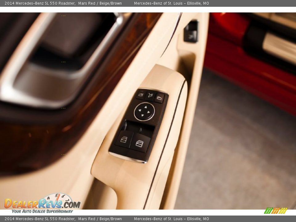2014 Mercedes-Benz SL 550 Roadster Mars Red / Beige/Brown Photo #17