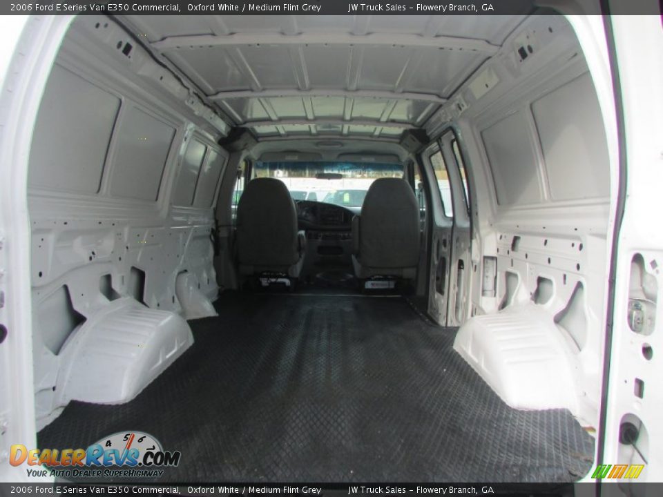 2006 Ford E Series Van E350 Commercial Oxford White / Medium Flint Grey Photo #10