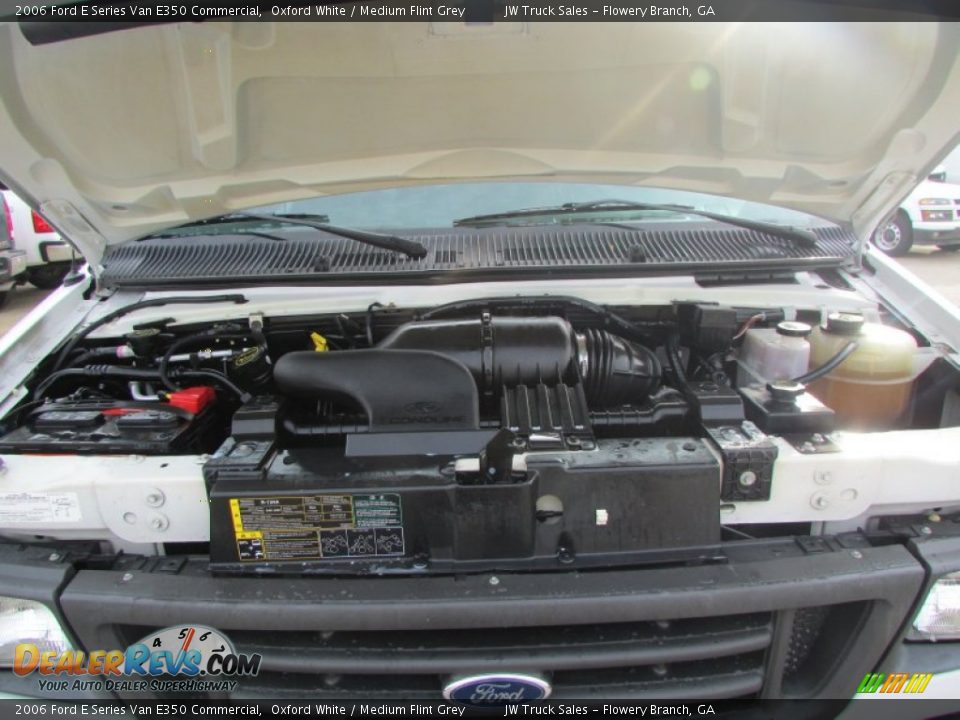2006 Ford E Series Van E350 Commercial Oxford White / Medium Flint Grey Photo #18