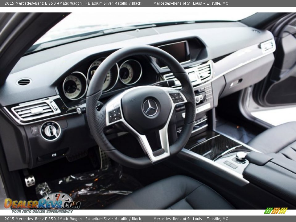 Dashboard of 2015 Mercedes-Benz E 350 4Matic Wagon Photo #12