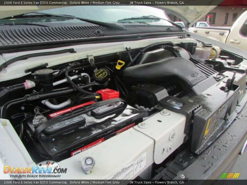 2006 Ford E Series Van E350 Commercial Oxford White / Medium Flint Grey Photo #19