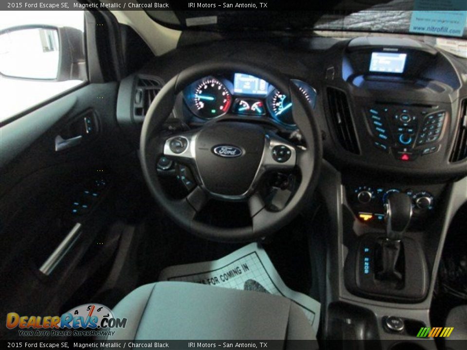 2015 Ford Escape SE Magnetic Metallic / Charcoal Black Photo #11