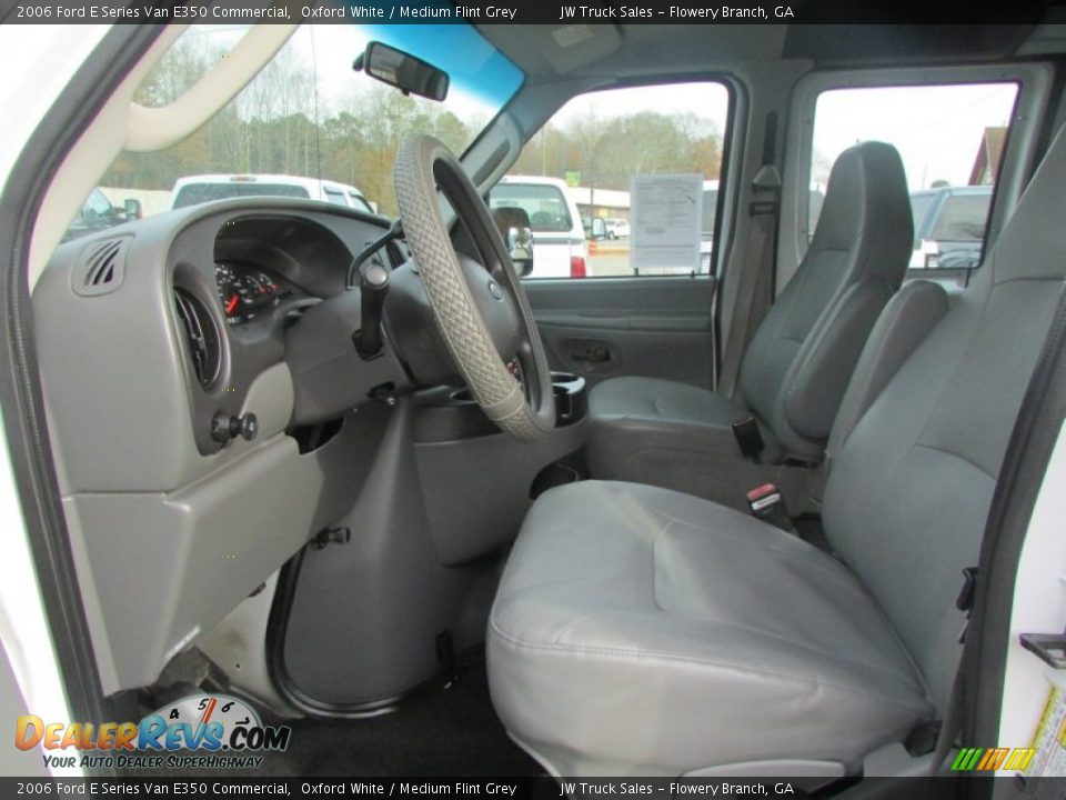 2006 Ford E Series Van E350 Commercial Oxford White / Medium Flint Grey Photo #35