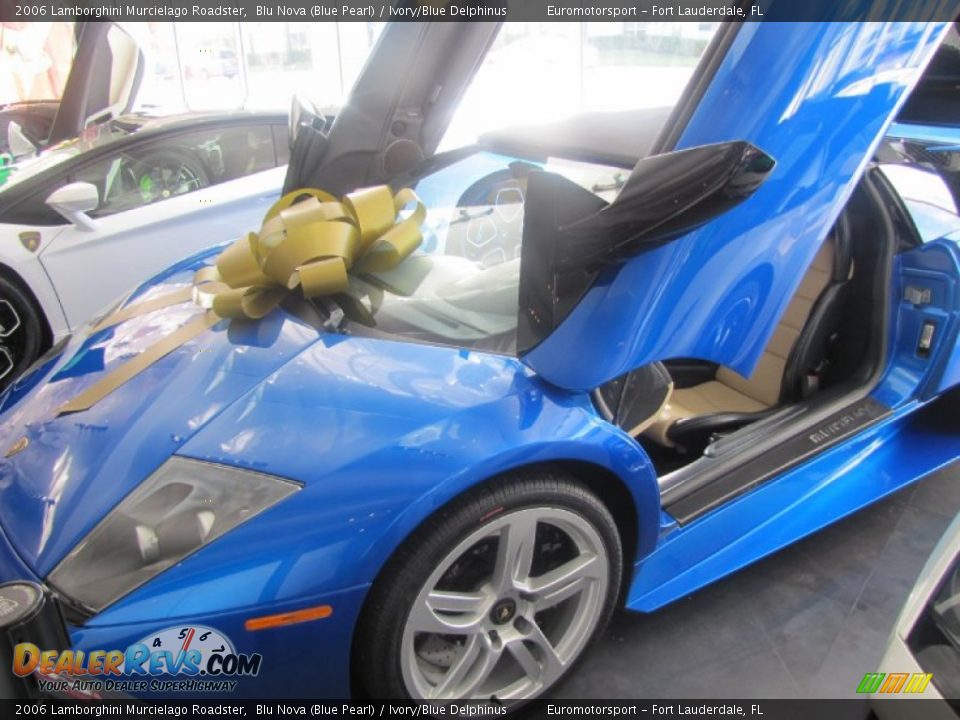 2006 Lamborghini Murcielago Roadster Blu Nova (Blue Pearl) / Ivory/Blue Delphinus Photo #4