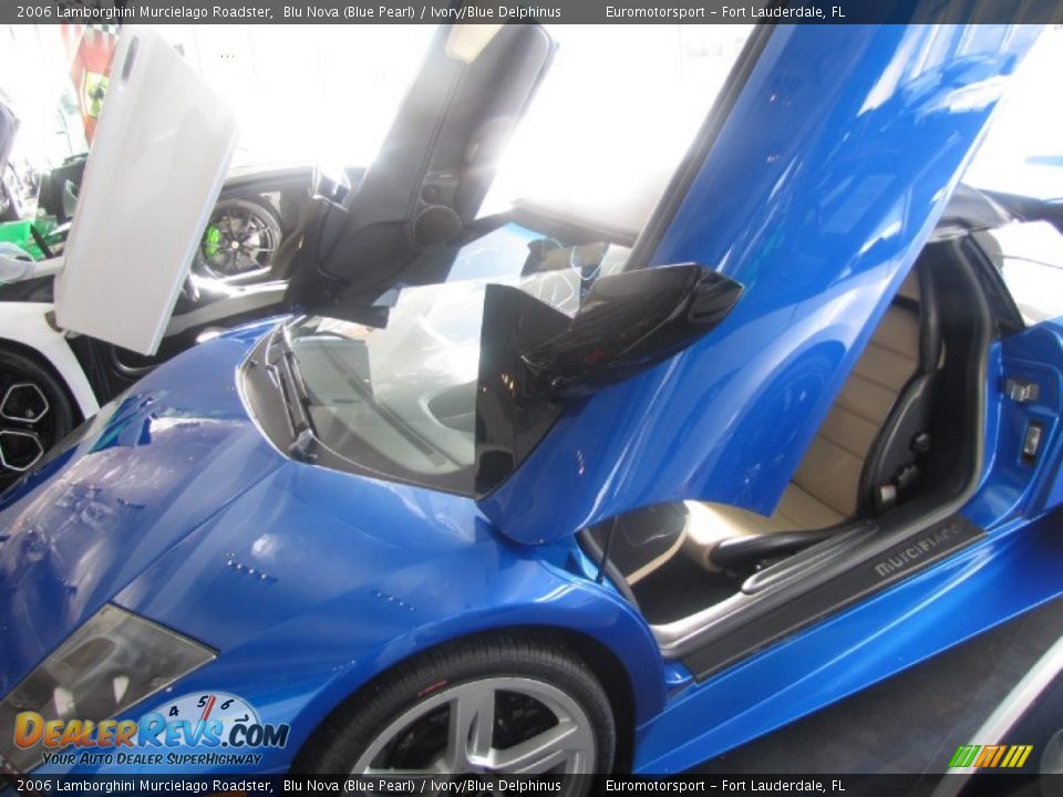 2006 Lamborghini Murcielago Roadster Blu Nova (Blue Pearl) / Ivory/Blue Delphinus Photo #9