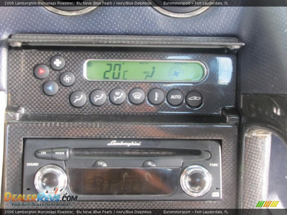 2006 Lamborghini Murcielago Roadster Blu Nova (Blue Pearl) / Ivory/Blue Delphinus Photo #31