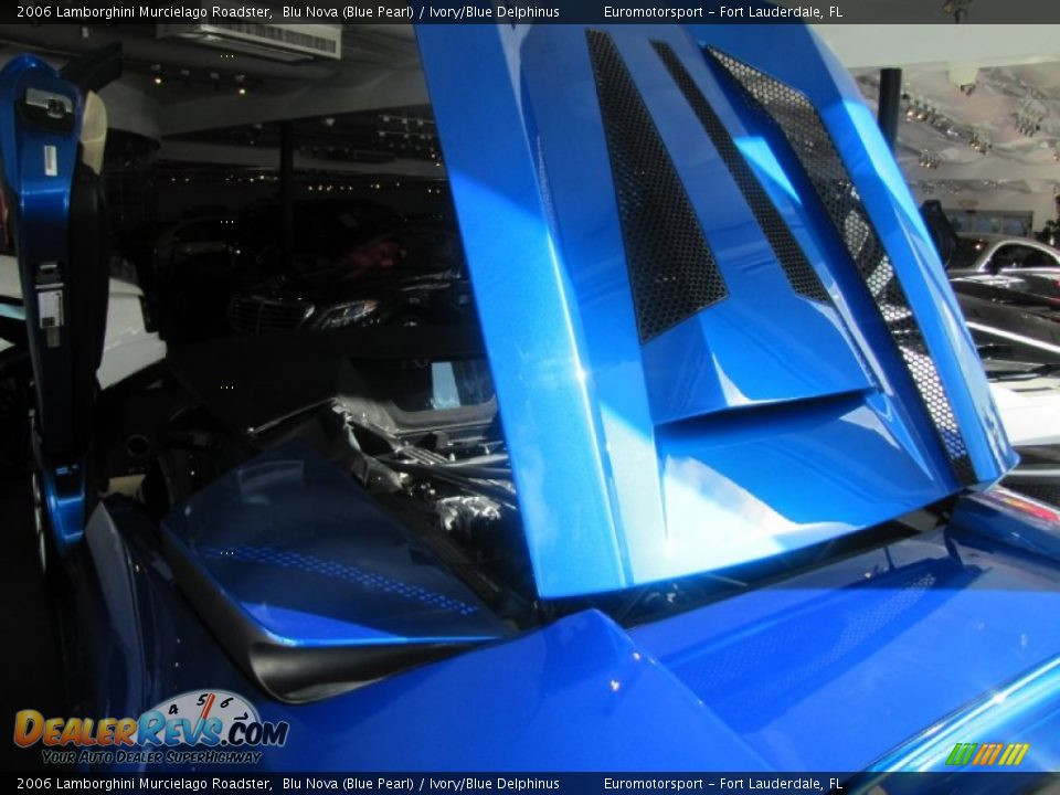 2006 Lamborghini Murcielago Roadster Blu Nova (Blue Pearl) / Ivory/Blue Delphinus Photo #34