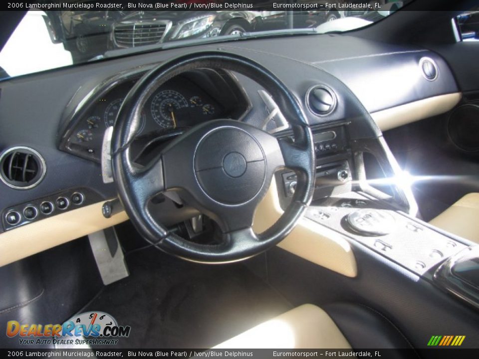 2006 Lamborghini Murcielago Roadster Blu Nova (Blue Pearl) / Ivory/Blue Delphinus Photo #44