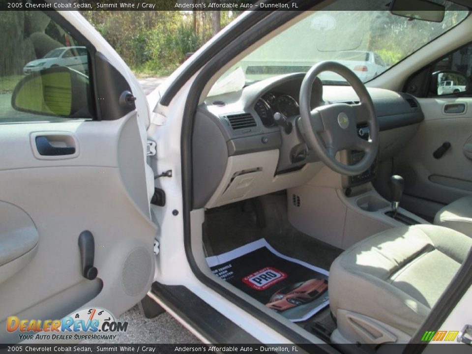 2005 Chevrolet Cobalt Sedan Summit White / Gray Photo #9