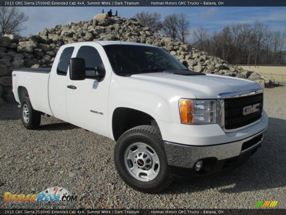Front 3/4 View of 2013 GMC Sierra 2500HD Extended Cab 4x4 Photo #1