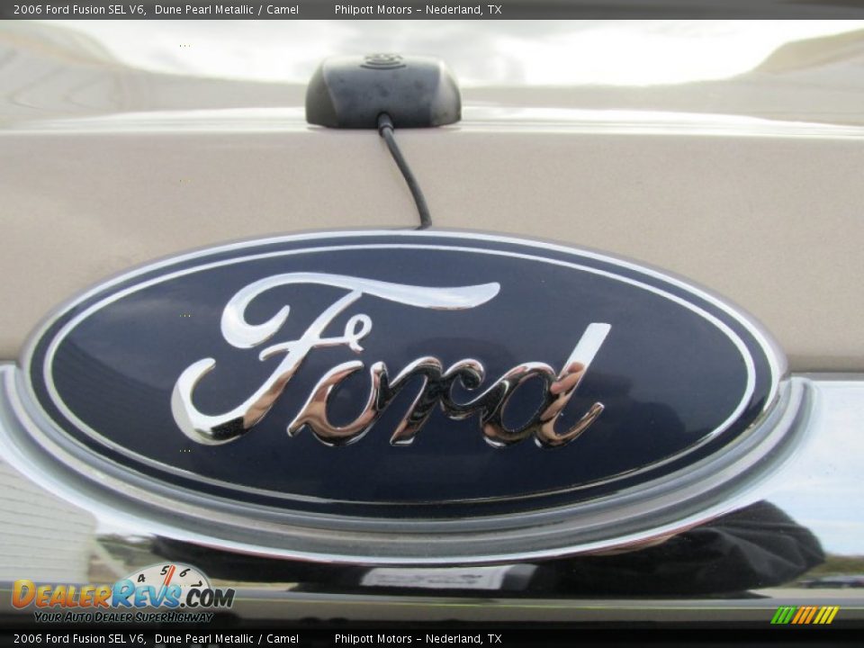 2006 Ford Fusion SEL V6 Dune Pearl Metallic / Camel Photo #14