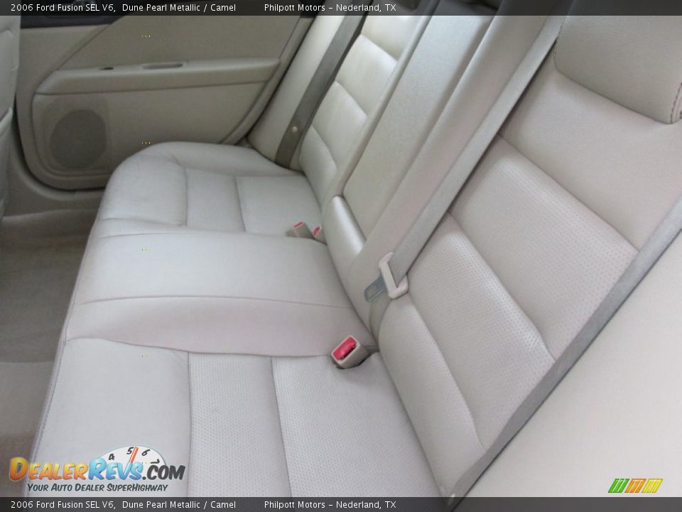 2006 Ford Fusion SEL V6 Dune Pearl Metallic / Camel Photo #32