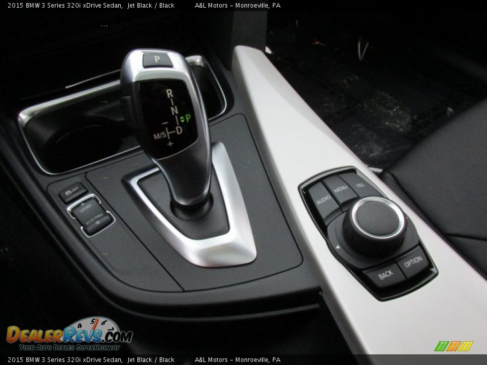2015 BMW 3 Series 320i xDrive Sedan Jet Black / Black Photo #16
