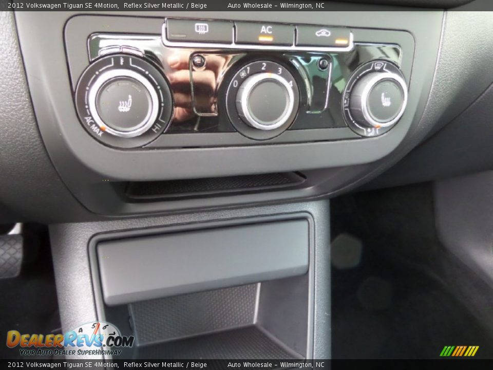 2012 Volkswagen Tiguan SE 4Motion Reflex Silver Metallic / Beige Photo #18