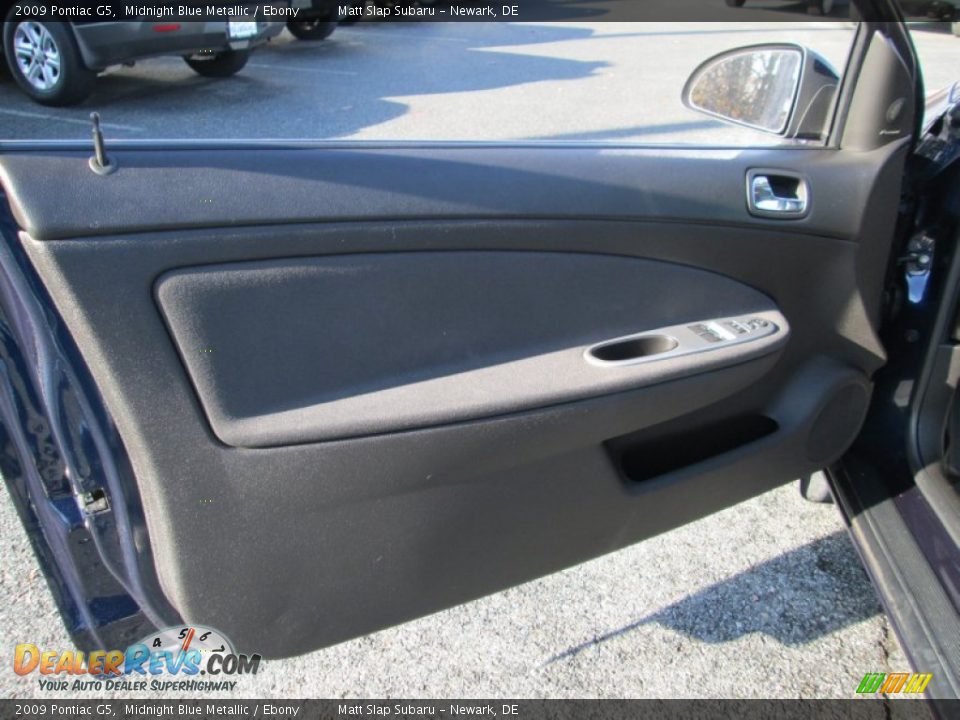 2009 Pontiac G5 Midnight Blue Metallic / Ebony Photo #12